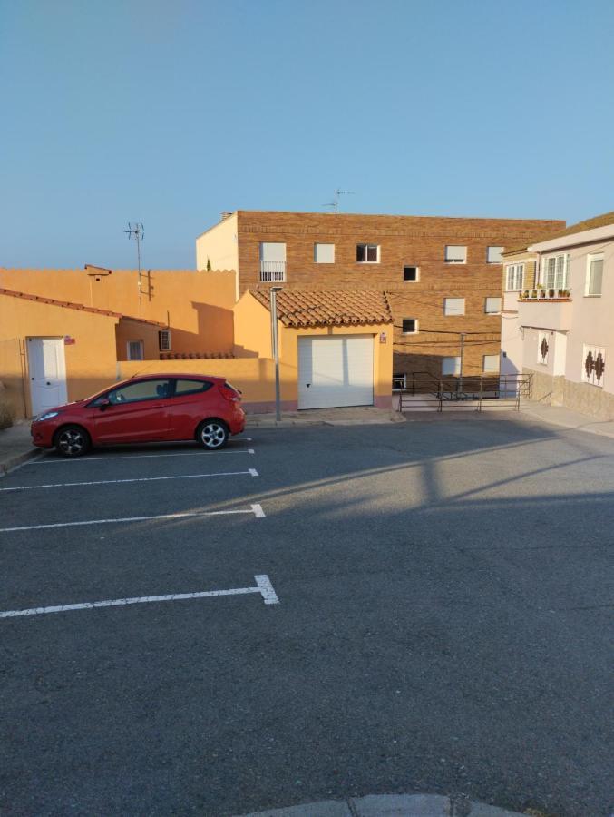 Apartamentos Canana De Vega Flix Экстерьер фото